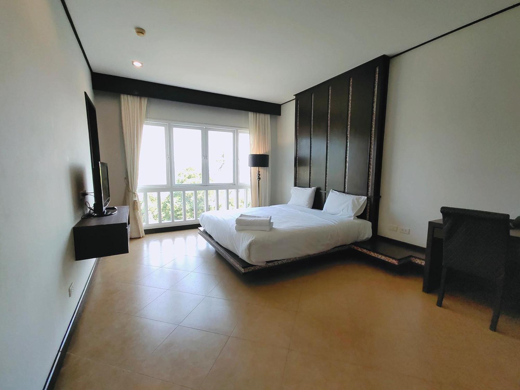 Ratana Hotel Chalong Rawai Esterno foto