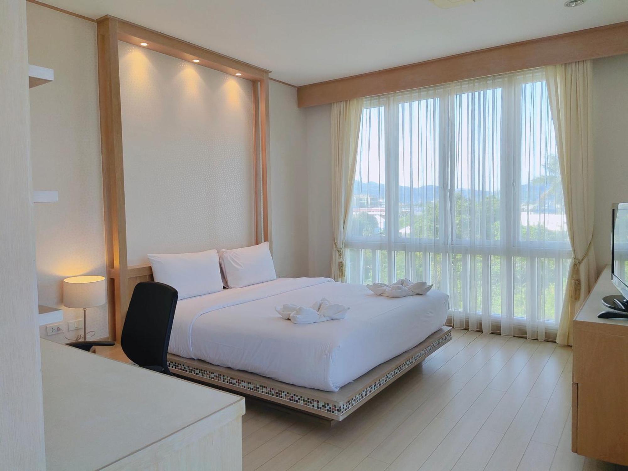 Ratana Hotel Chalong Rawai Esterno foto