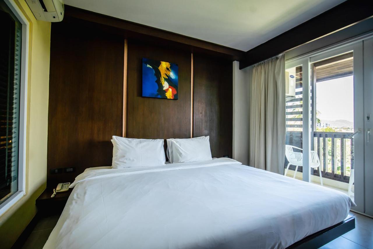 Ratana Hotel Chalong Rawai Esterno foto