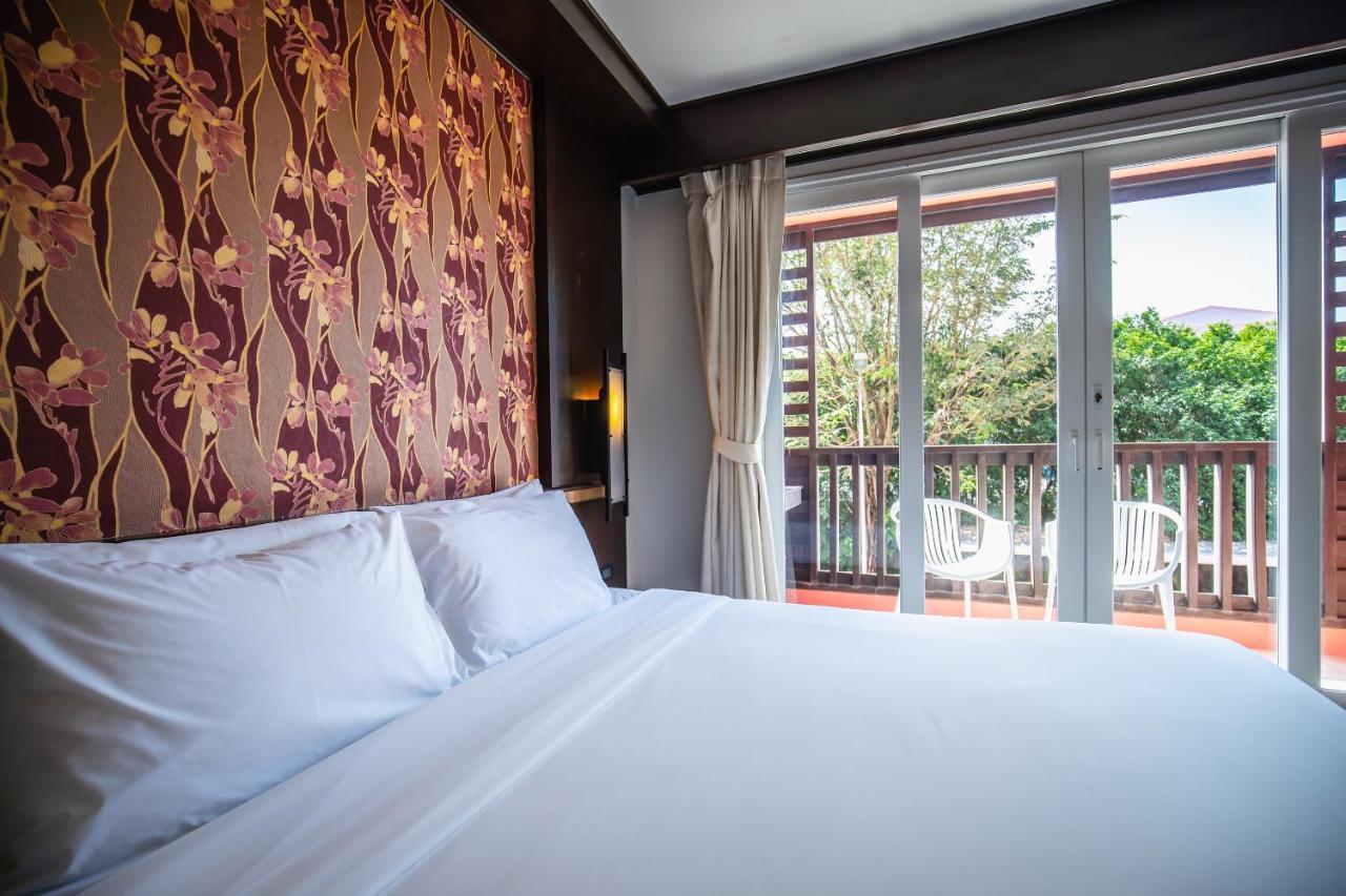 Ratana Hotel Chalong Rawai Esterno foto